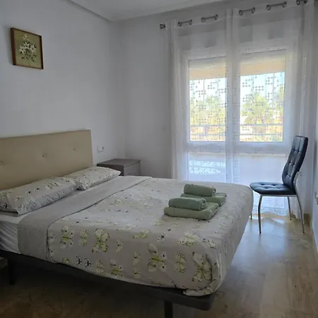 Calas De Cabo Roig Οριουέλα